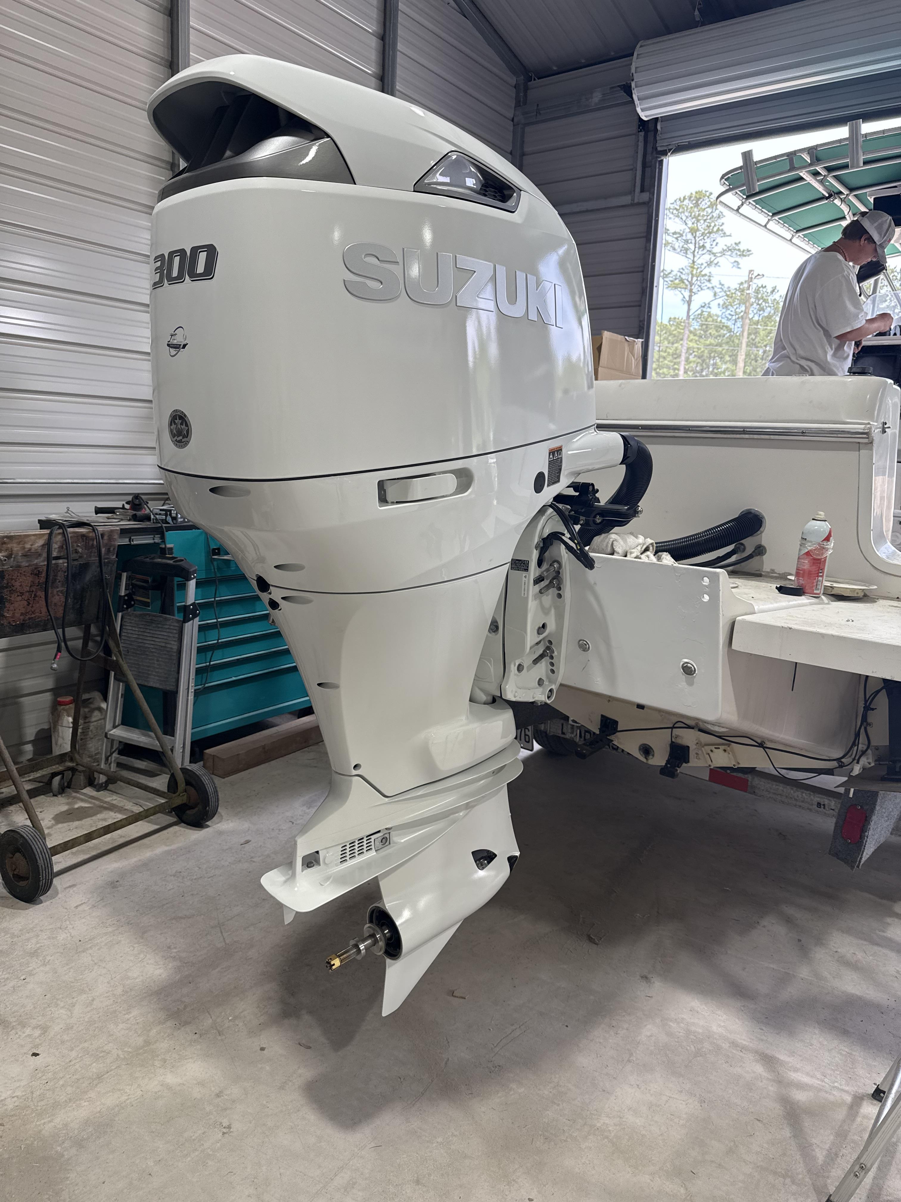 2027 Suzuki Marine DF300APXW